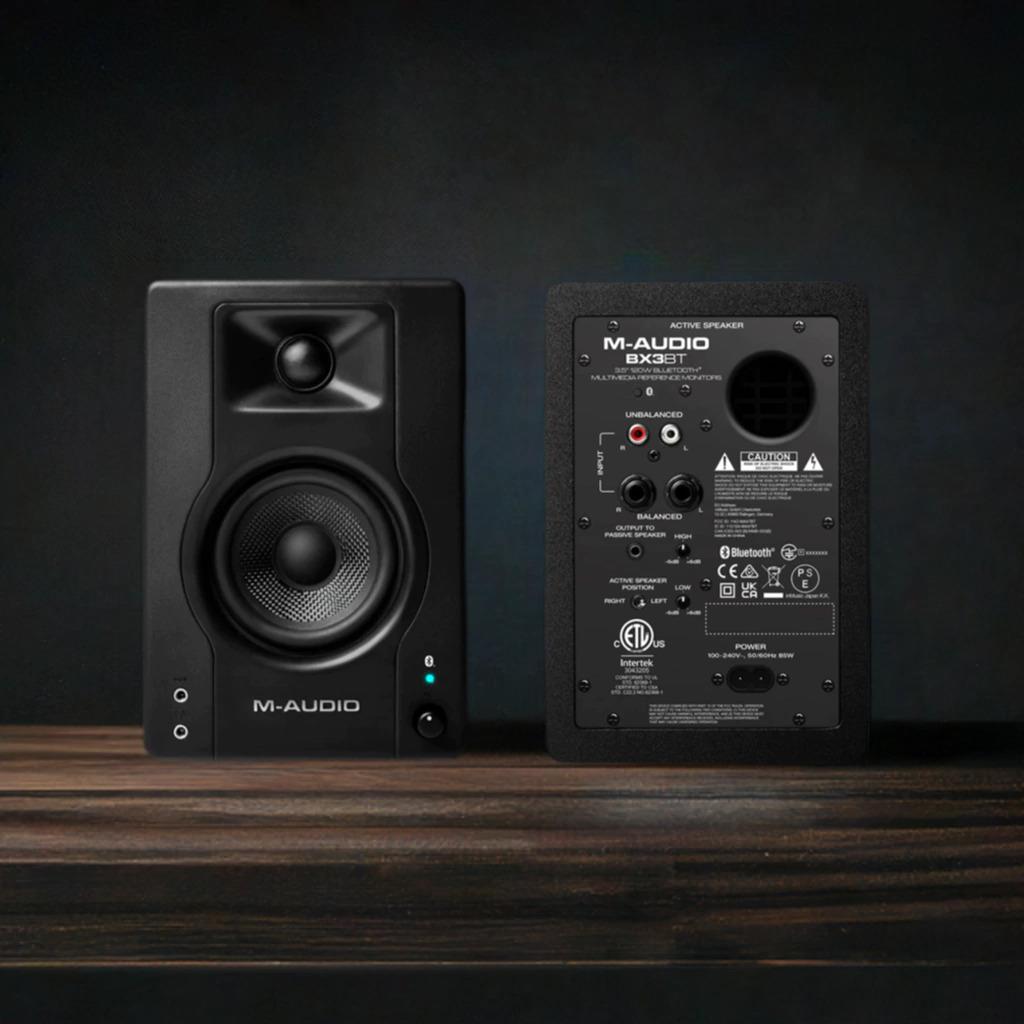Monitores M-Audio BX3 BT (par)